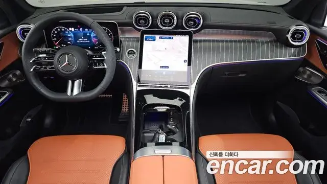 Mercedes-Benz GLC-Class 2026 — Photo 15/34