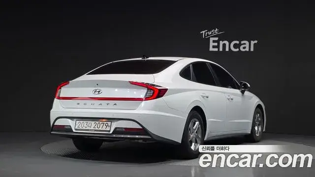 Hyundai Sonata 2019 — Photo 2/20