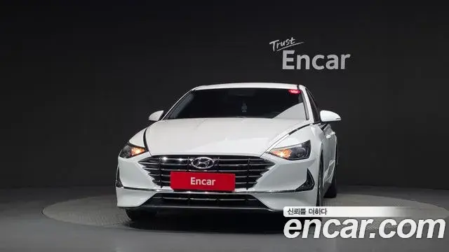 Hyundai Sonata 2019 — Photo 3/20