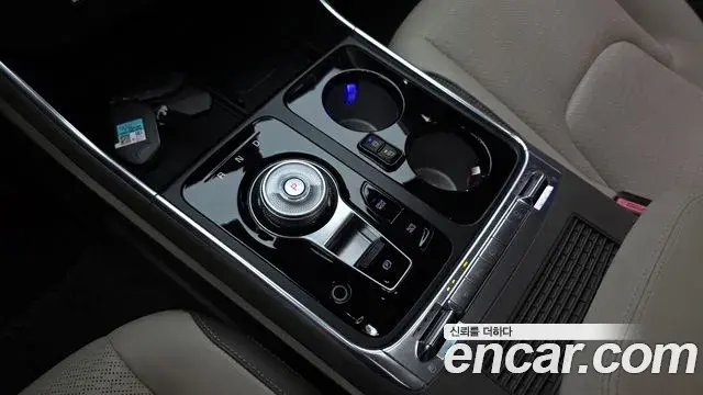 Kia Carnival 2024 — Фото 9/20