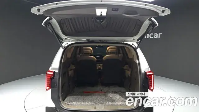 Kia Carnival 2024 — Фото 20/20