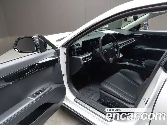 Hyundai Grandeur 2023 — Photo 10/20
