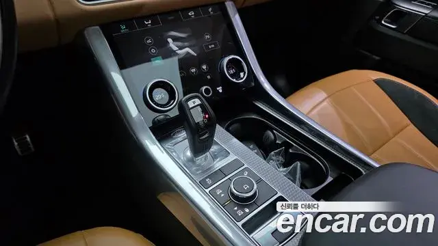 Land Rover Range Rover Sport 2021 — ფოტო 15/34