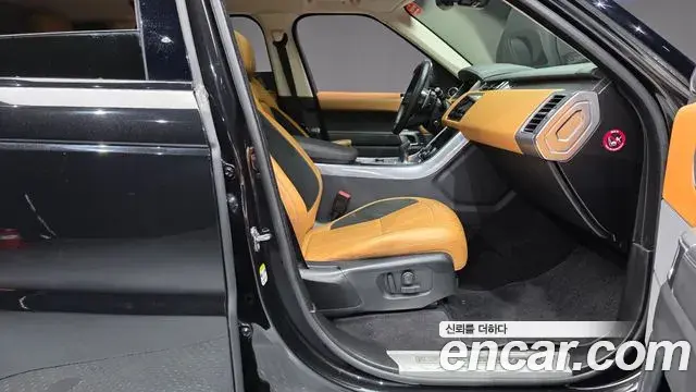 Land Rover Range Rover Sport 2021 — ფოტო 28/34