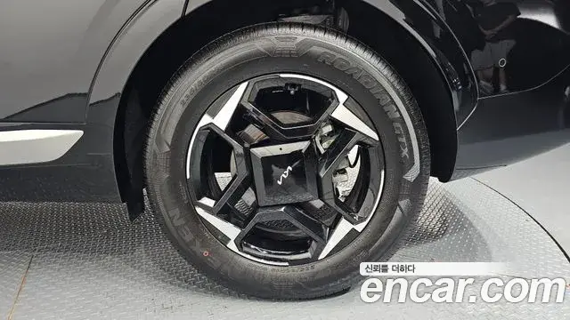 Kia Sportage 2025 — Şəkil 32/33