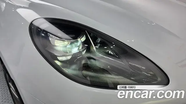 Porsche Macan 2021 — Şəkil 2/34