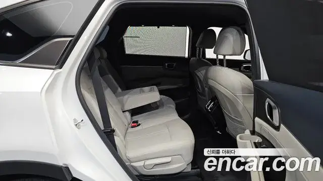 Kia Sorento 2023 — Фото 12/20