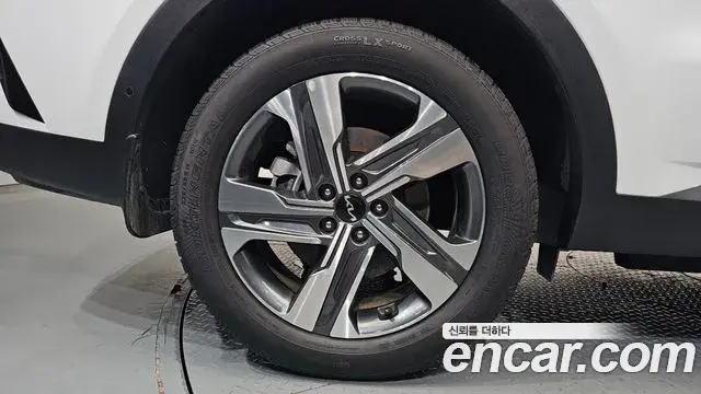 Kia Sorento 2023 — Şəkil 34/38