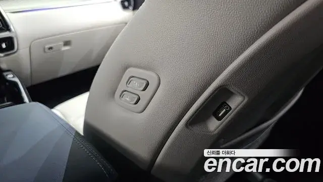 Kia Sorento 2023 — Şəkil 6/38