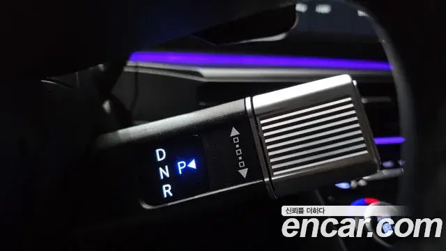 Hyundai Santa Fe 2024 — Photo 9/20