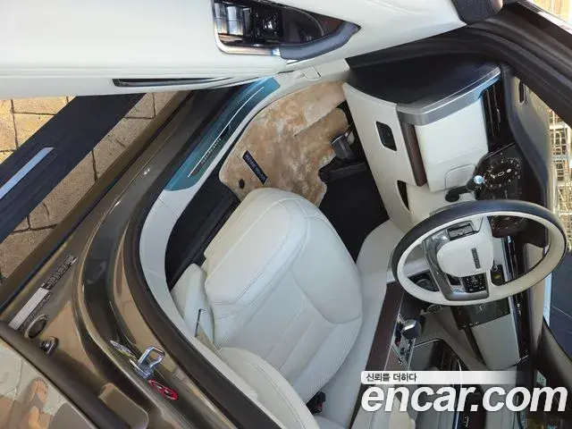 Land Rover Range Rover 2023 — Şəkil 14/19