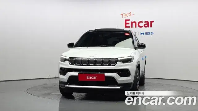 Jeep Compass 2022 — Фото 3/20