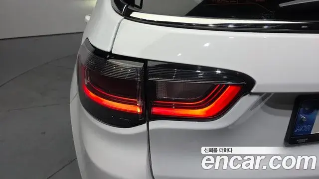 Jeep Compass 2022 — Photo 22/34
