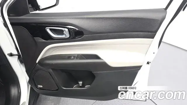 Jeep Compass 2022 — Photo 27/34
