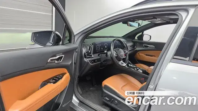 Kia Sportage 2021 — Фото 10/20