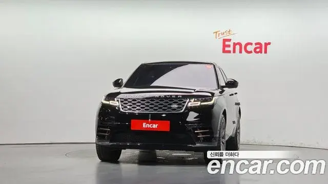 Land Rover Range Rover Velar 2018 — Photo 31/33