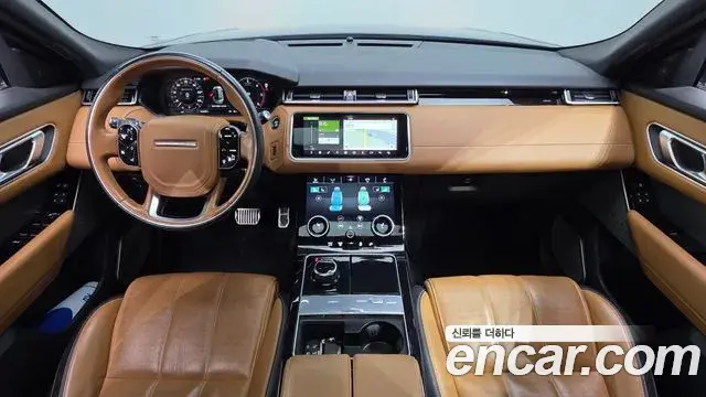 Land Rover Range Rover Velar 2018 — Photo 7/33