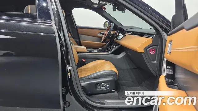 Land Rover Range Rover Velar 2018 — Photo 33/33