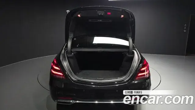 Mercedes-Benz S-Class 2019 — Фото 20/20