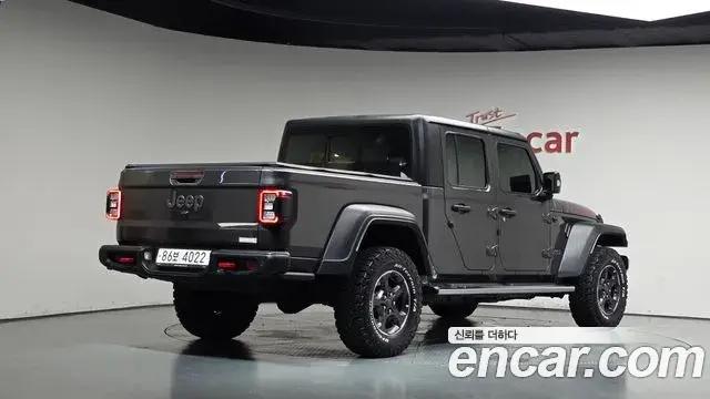 Jeep Gladiator 2021 — Фото 2/20