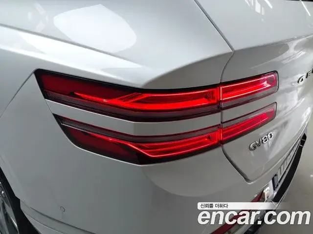 Genesis GV80 2022 — Şəkil 16/32