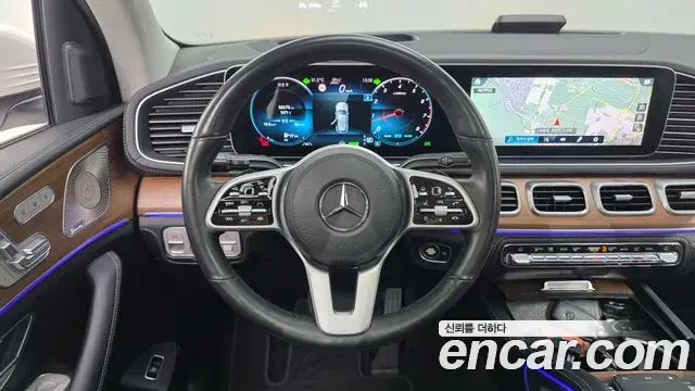 Mercedes-Benz GLE-Class 2021 — Фото 14/20