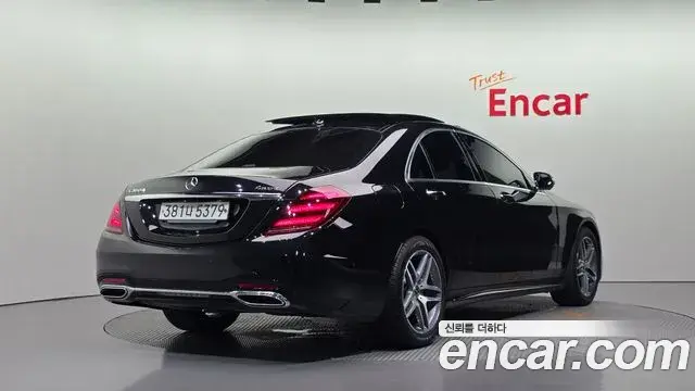 Mercedes-Benz S-Class 2019 — Фото 2/20