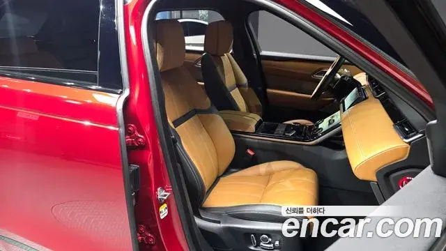 Land Rover Range Rover Velar 2018 — Şəkil 34/35