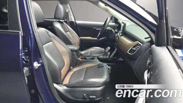 Kia Seltos 2022 — Photo 17/37