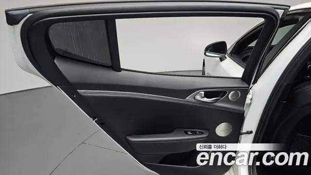 Kia Stinger 2020 — Photo 36/38