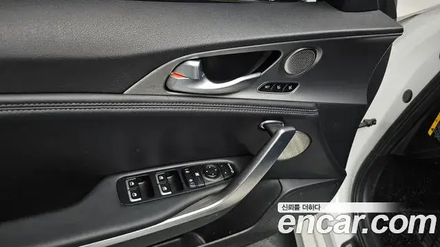 Kia Stinger 2020 — Photo 12/38