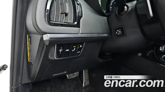 Kia Stinger 2020 — Photo 19/38