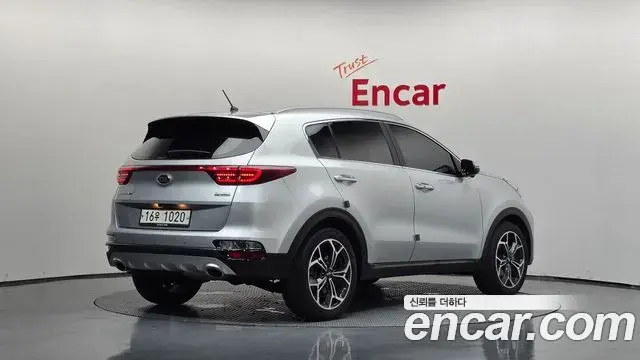 Kia Sportage The Bold 2018 — Фото 2/20