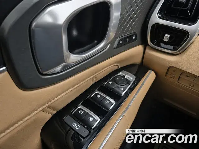 Kia Sorento 2022 — Фото 12/20