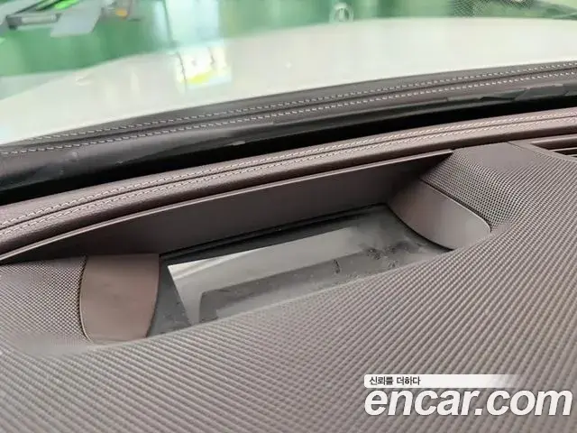 Mercedes-Benz E-Class 2018 — Фото 17/20