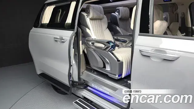Kia Carnival 2025 — Photo 16/20