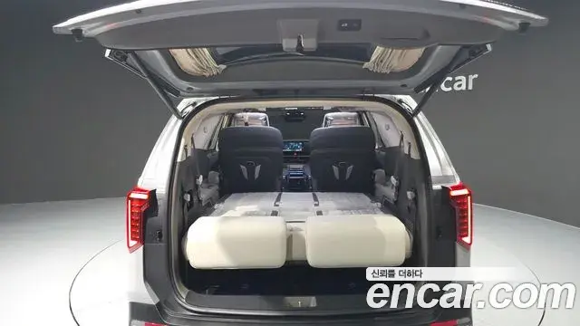 Kia Carnival 2025 — Photo 7/20