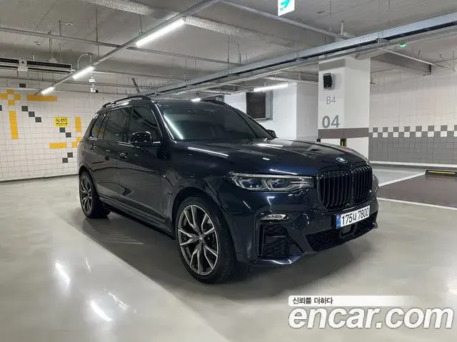 BMW X7 2020 — Фото 3/18