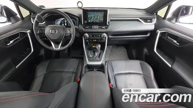 Toyota RAV4 2025 — Photo 18/20