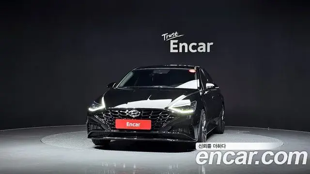 Hyundai Sonata 2021 — Фото 3/20