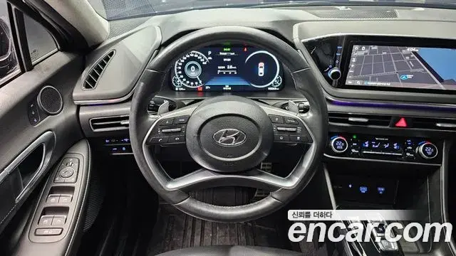Hyundai Sonata 2021 — Фото 13/20