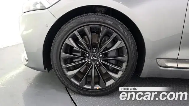 Kia The K9 2025 — Şəkil 14/20