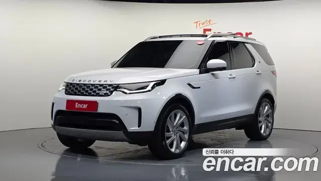 Land Rover Discovery 5 2021 — Photo 1/20