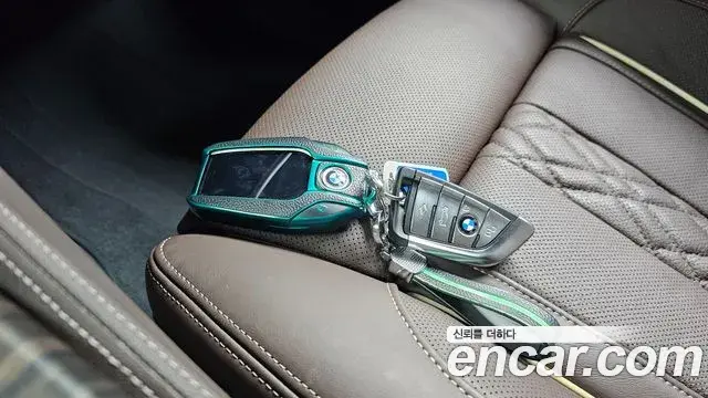 BMW 5 Series 2022 — Фото 15/20