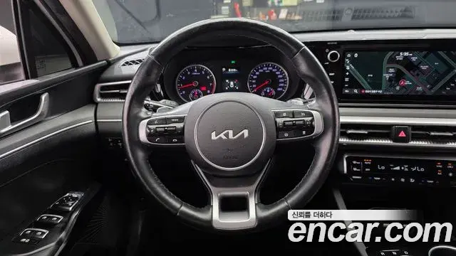 Kia K5 2022 — Photo 14/20