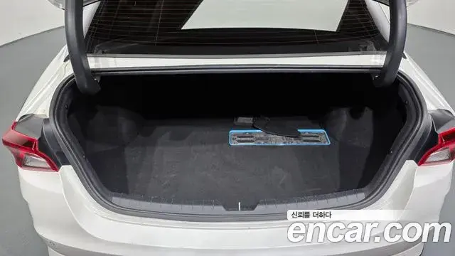 Kia K5 2022 — Photo 16/20