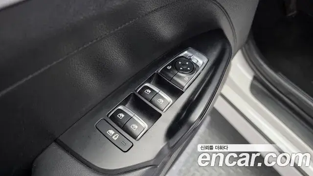 Kia K5 2022 — Photo 19/20