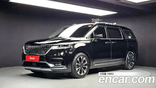 Kia Carnival 2020 — Photo 1/20