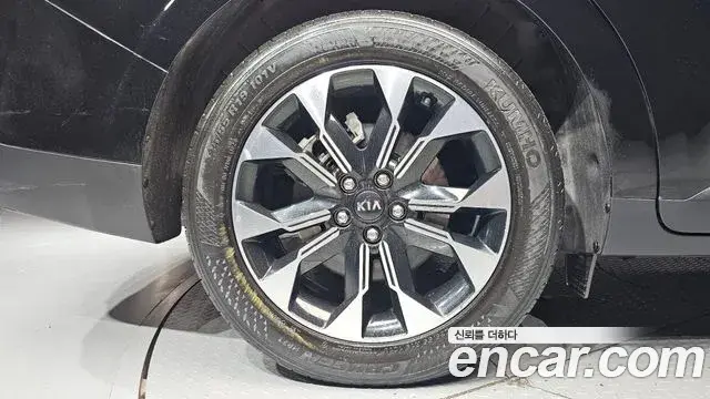 Kia Carnival 2020 — Photo 5/20