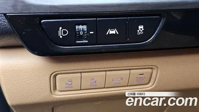 Kia Carnival 2020 — Photo 18/20